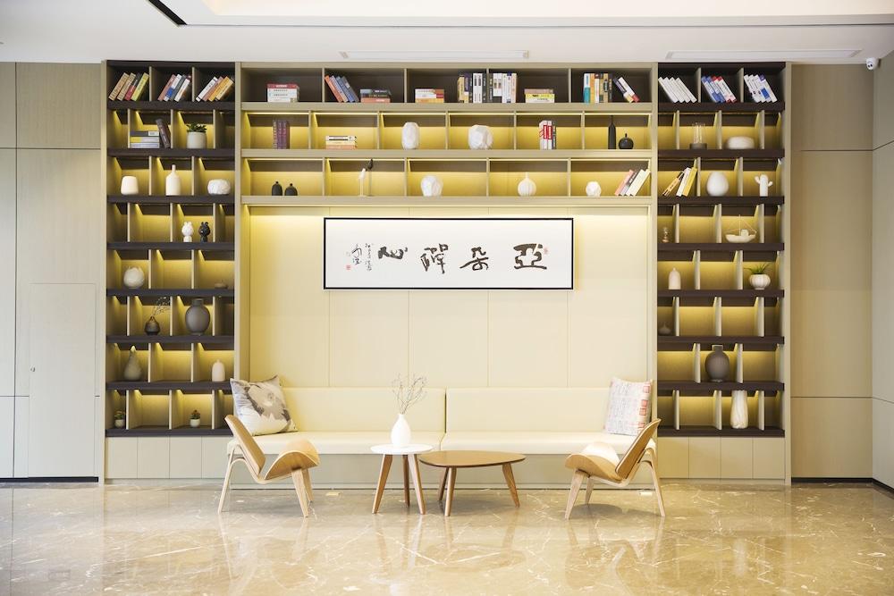 Shanghai Rongju Hotel Lujiazui Hotel Exterior photo